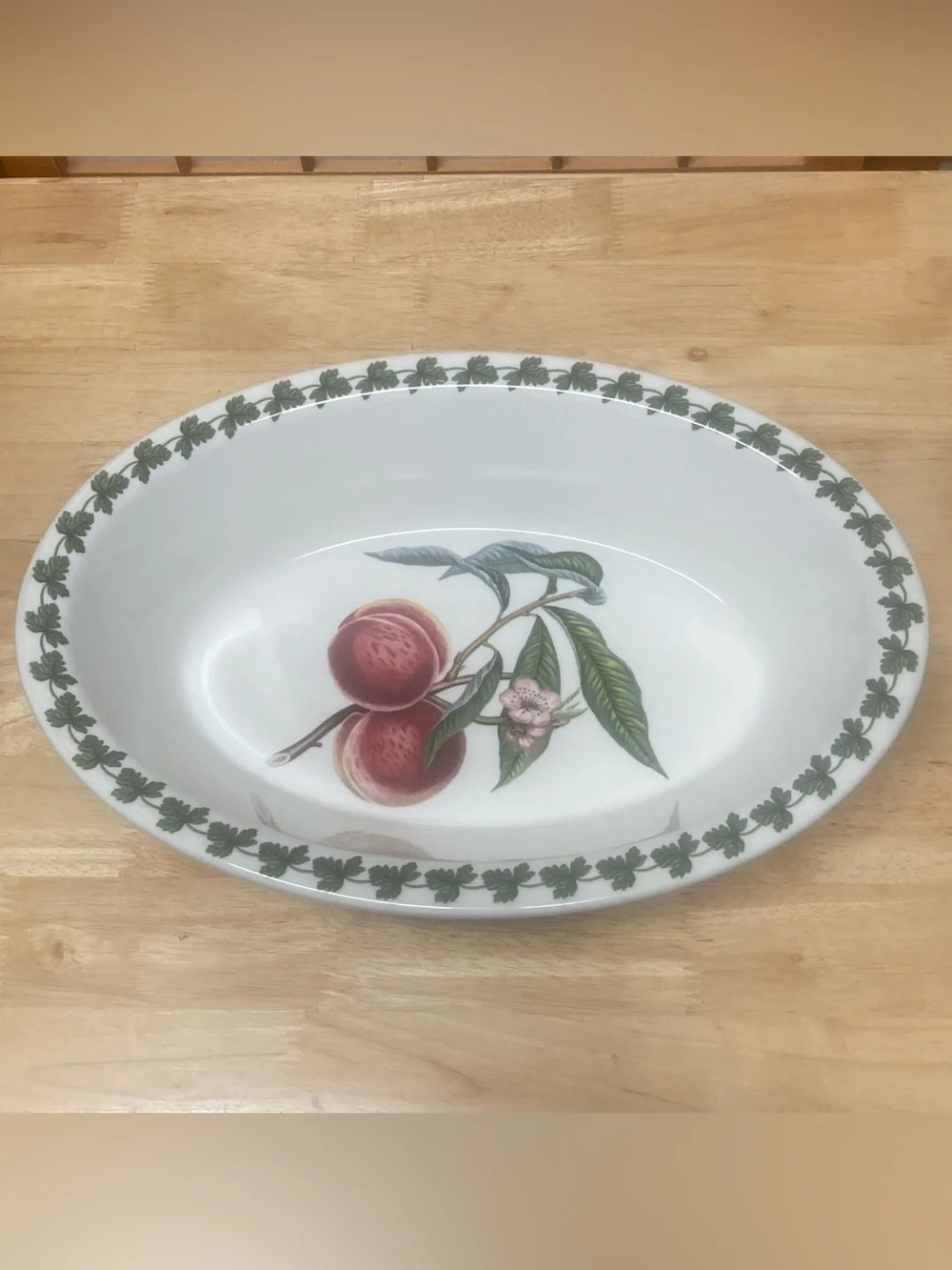 Portmeirion Pomona Deep Oval Baker Grimwood's Royal George Peach 13.5”